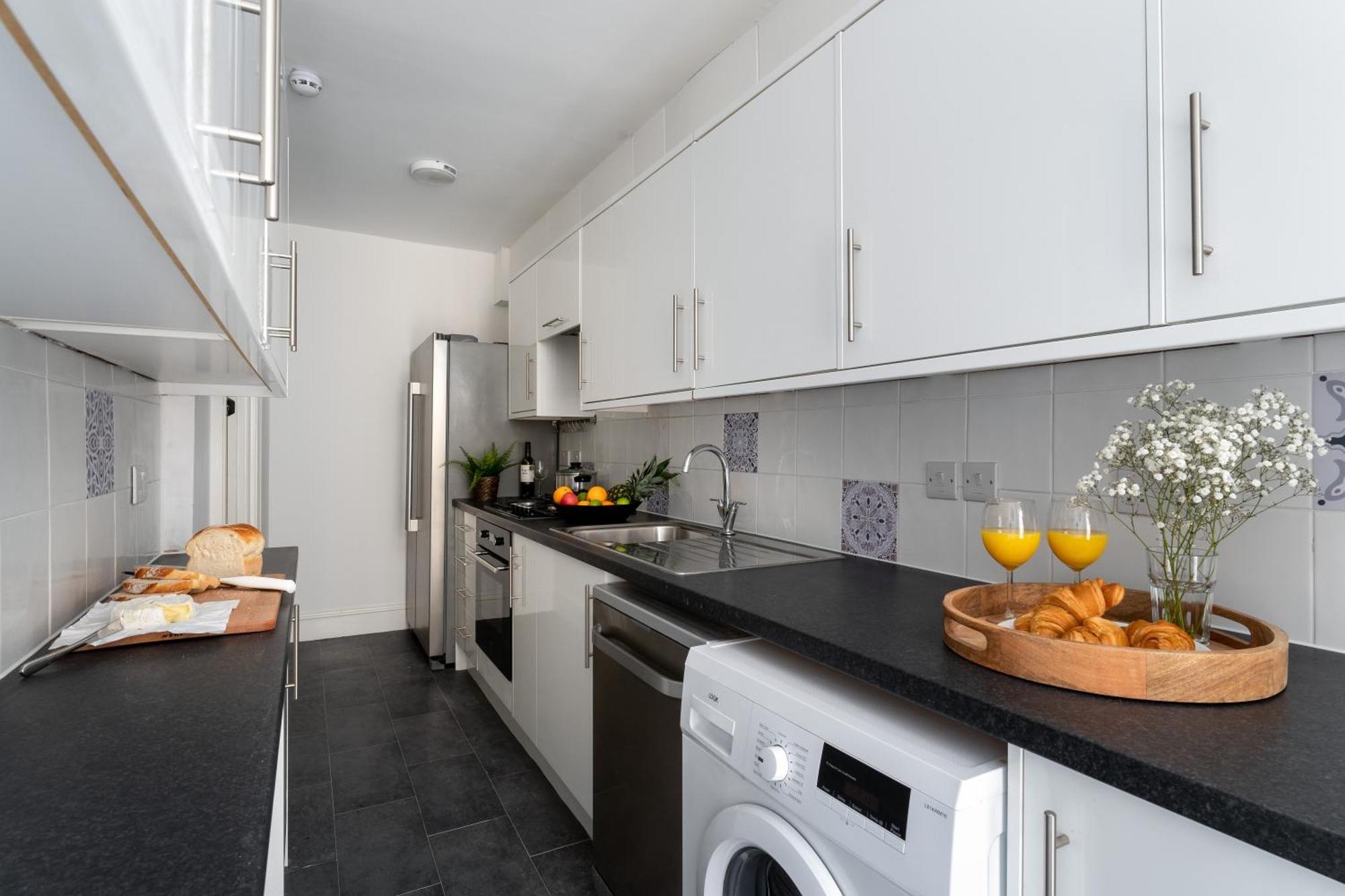 Near Beach, Torquay Heights Modern Apartments, Pet Friendly Δωμάτιο φωτογραφία